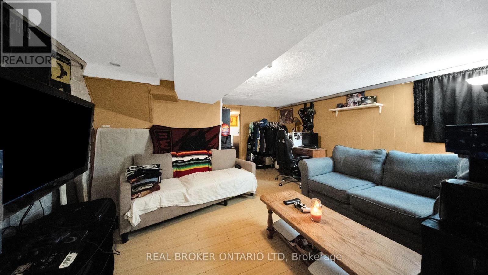 259 Strathmore Boulevard, Toronto, Ontario  M4J 1P7 - Photo 26 - E12210156