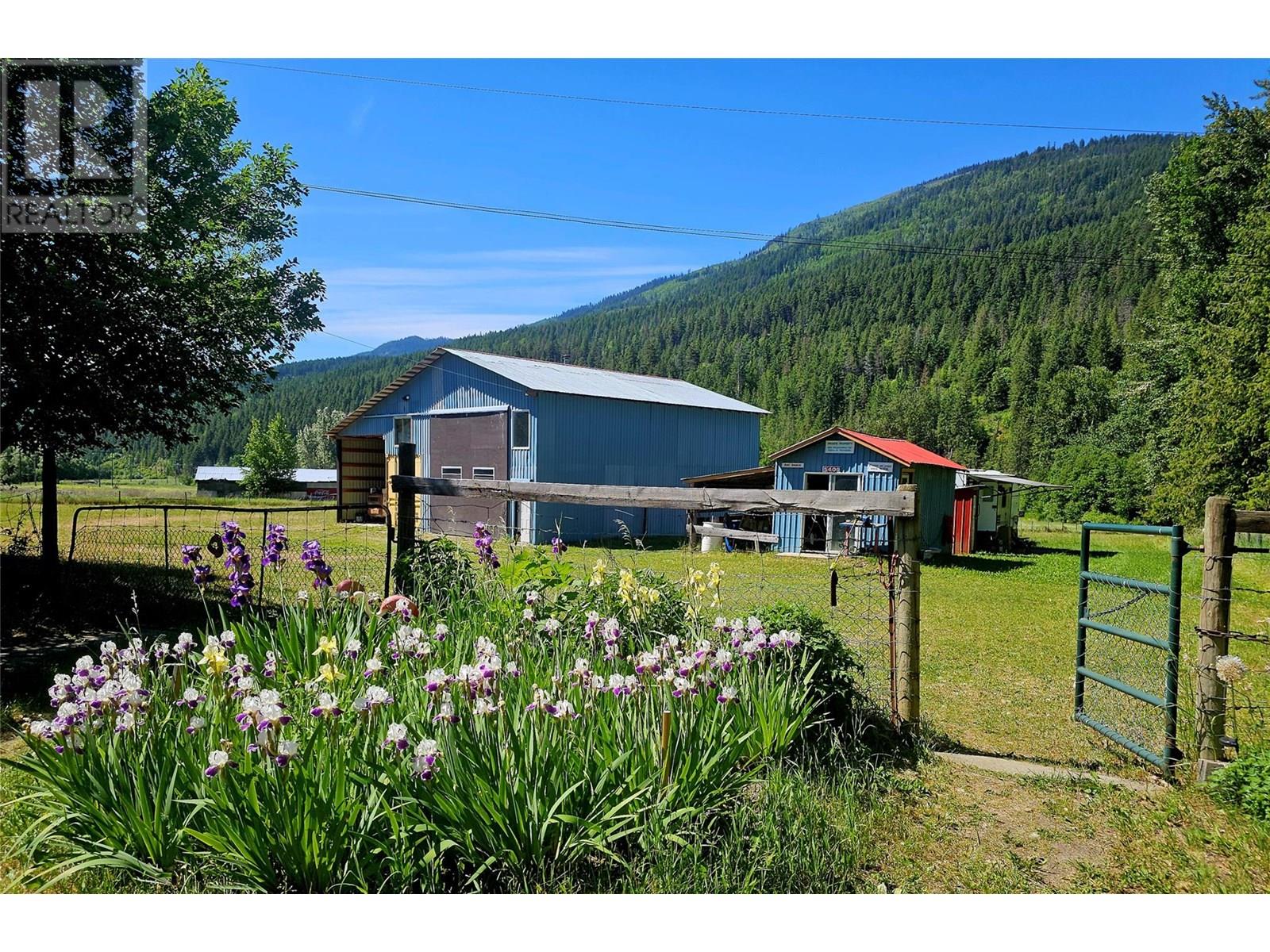 5409 Hwy 97 Highway, Falkland, British Columbia  V0E 1W1 - Photo 25 - 10334605