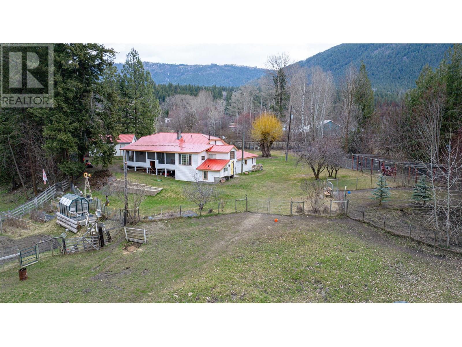 5409 Hwy 97 Highway, Falkland, British Columbia  V0E 1W1 - Photo 43 - 10334605