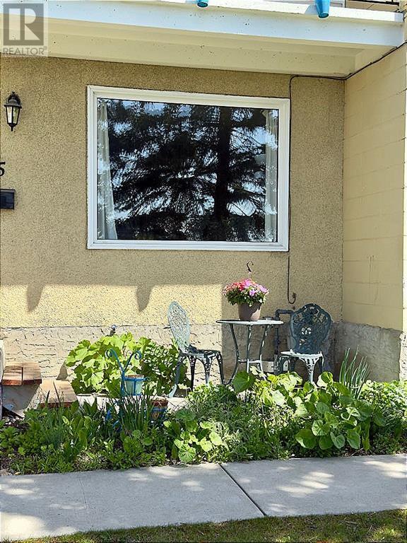Property at 395, 2211 19 Street NE image 3