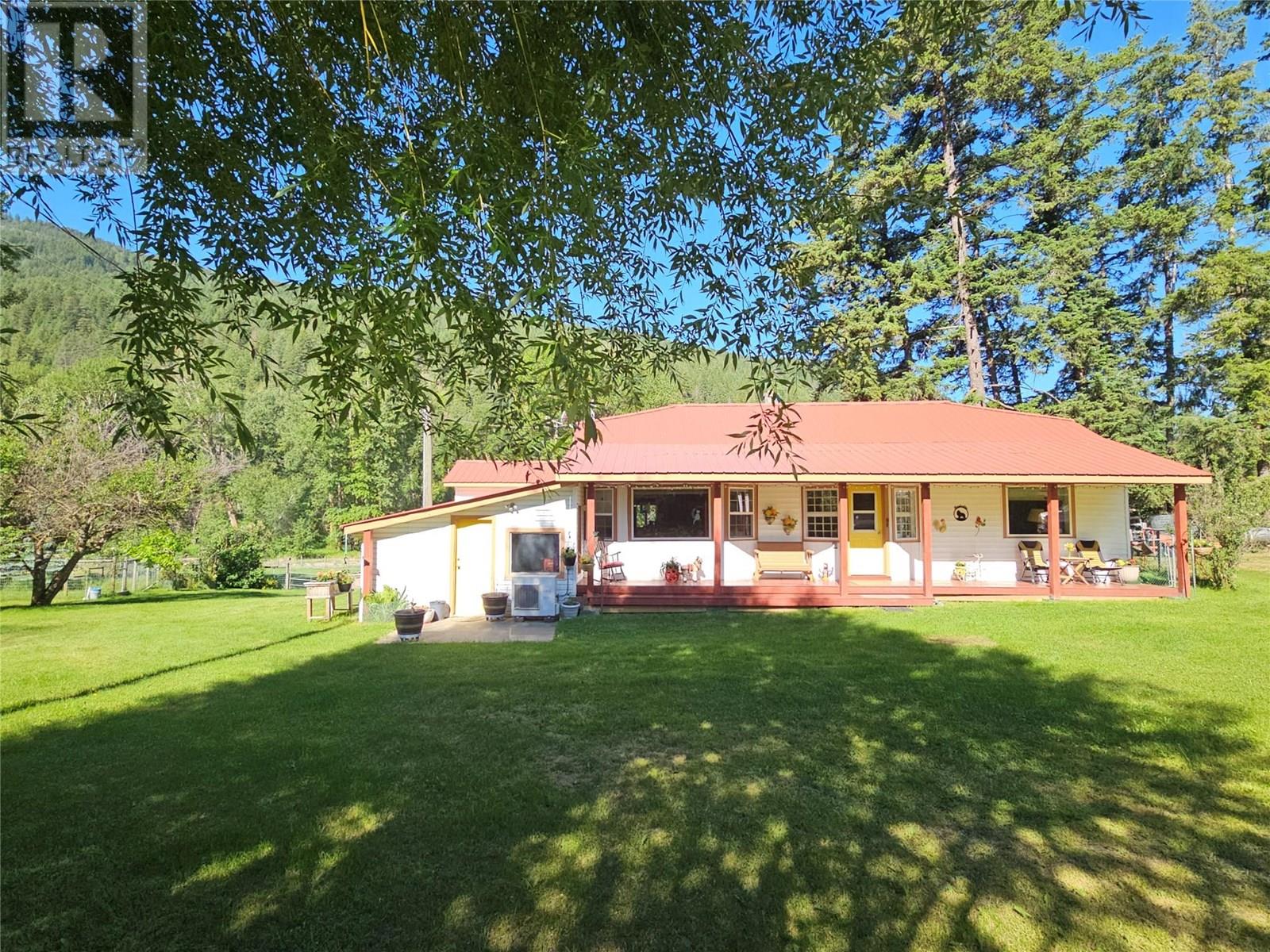 5409 Hwy 97 Highway, Falkland, British Columbia  V0E 1W1 - Photo 84 - 10334605
