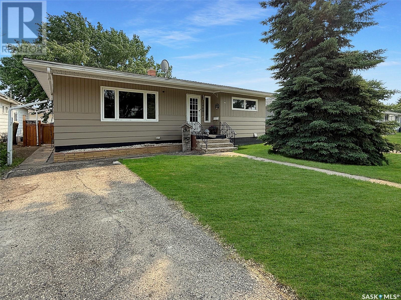 1460 Bell STREET, Swift Current, Saskatchewan