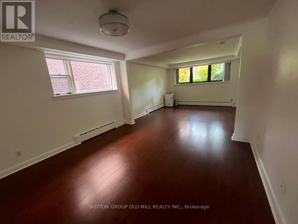 1 - 96 Indian Road Crescent, Toronto, Ontario  M6P 2G3 - Photo 5 - W12211492