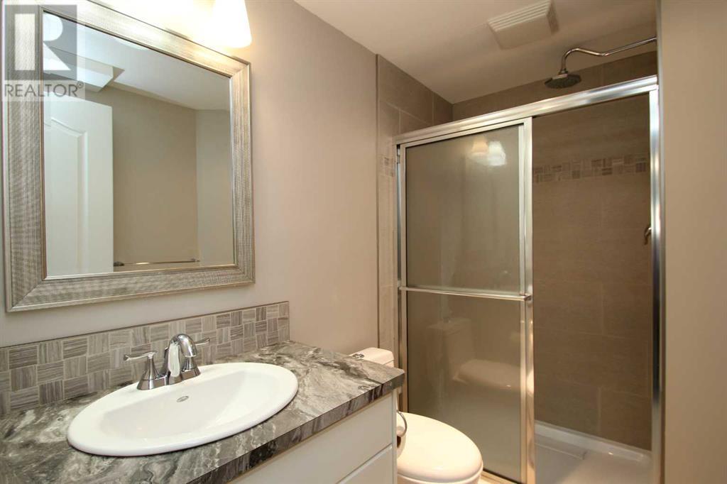 52 Mclevin Crescent, Red Deer, Alberta  T4R 1S9 - Photo 24 - A2229313