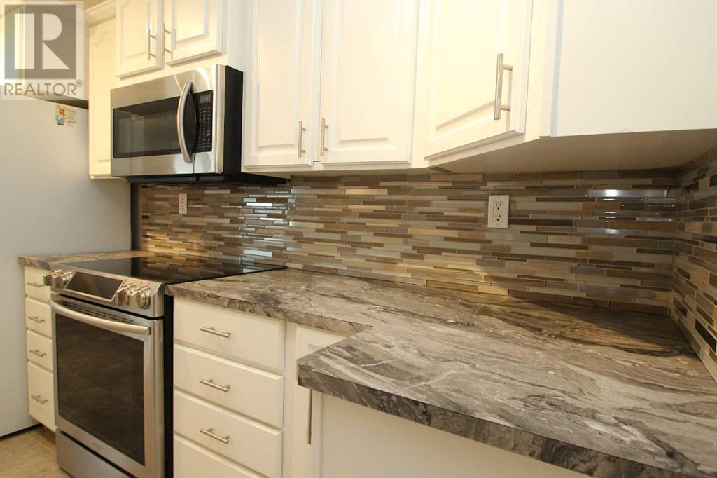 52 Mclevin Crescent, Red Deer, Alberta  T4R 1S9 - Photo 7 - A2229313
