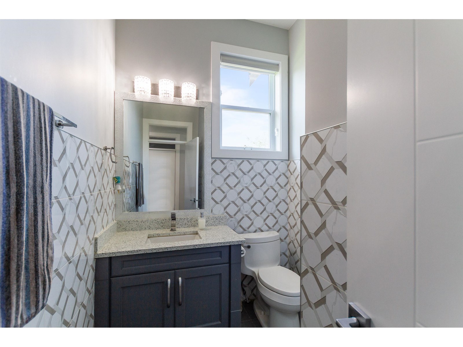 15453 108 Avenue, Surrey, British Columbia  V3R 6J1 - Photo 14 - R3013565