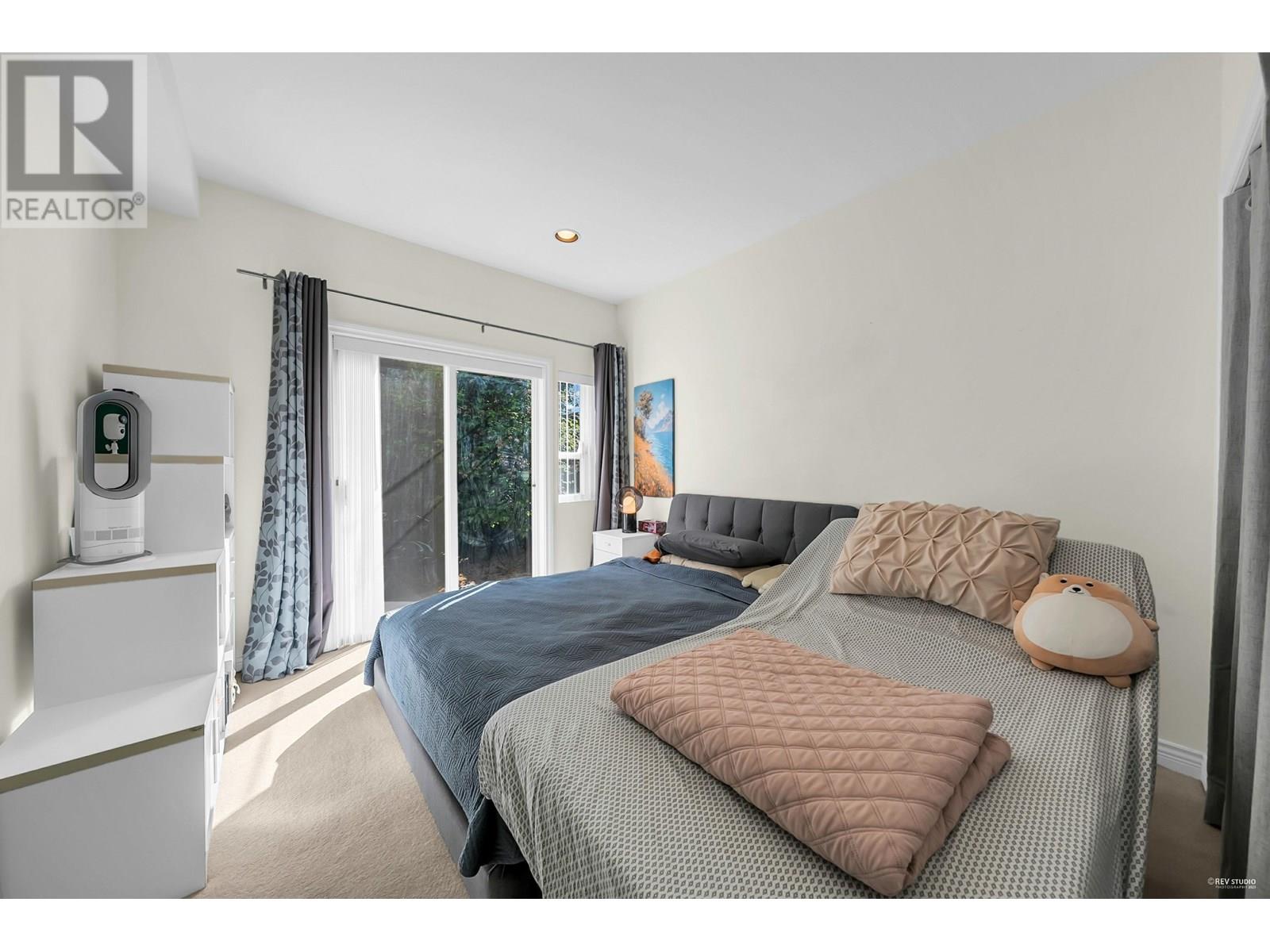 4288 Gilpin Crescent, Burnaby, British Columbia  V5G 2K2 - Photo 15 - R3013055