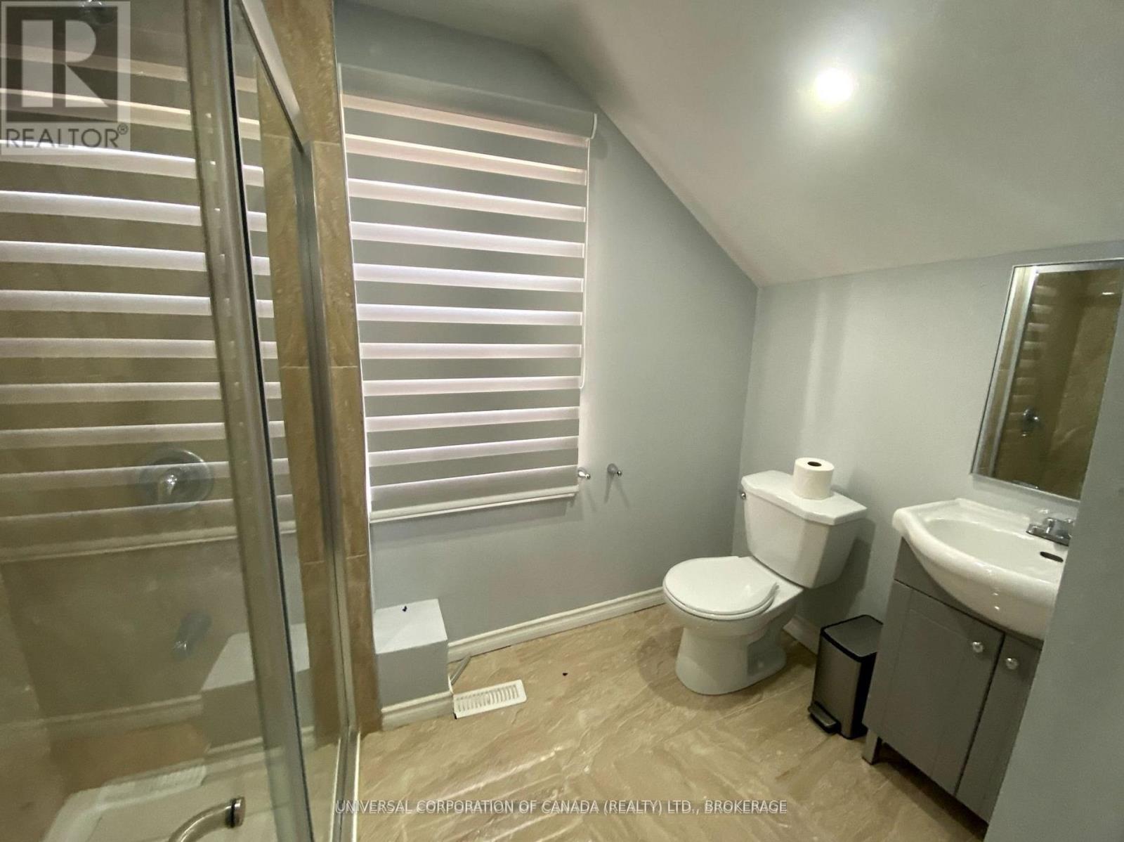137 Ross Street, St. Thomas, Ontario  N5R 3X9 - Photo 4 - X12211516