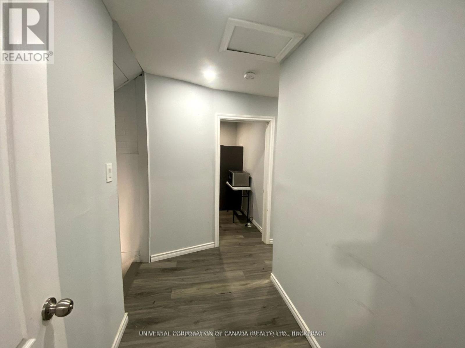 137 Ross Street, St. Thomas, Ontario  N5R 3X9 - Photo 8 - X12211516