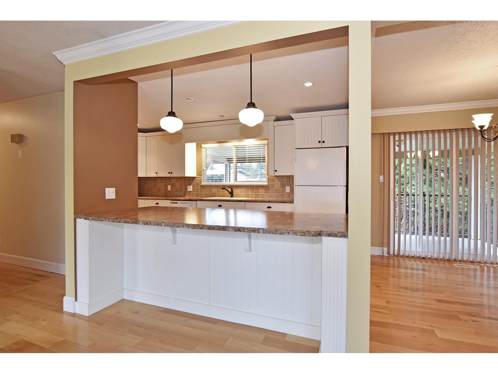 2897 Camellia Court, Abbotsford, British Columbia  V2S 4K4 - Photo 2 - R3012681