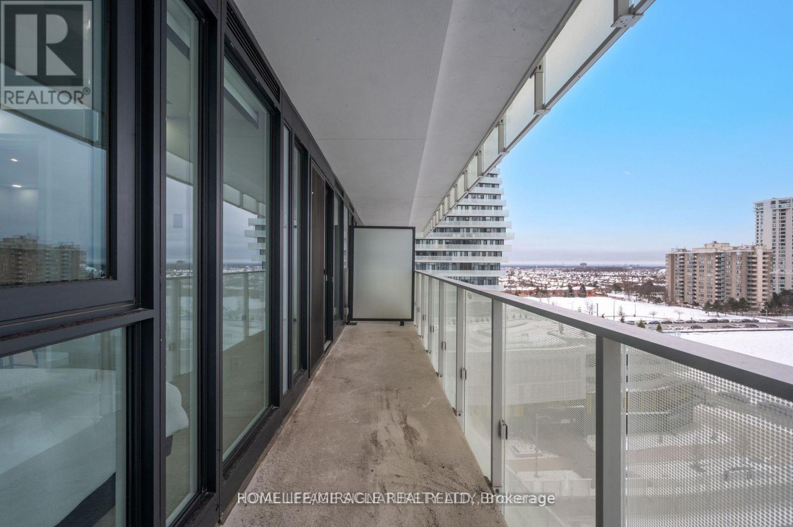 705 - 3900 Confederation Parkway, Mississauga, Ontario  L5B 0M3 - Photo 15 - W12211312