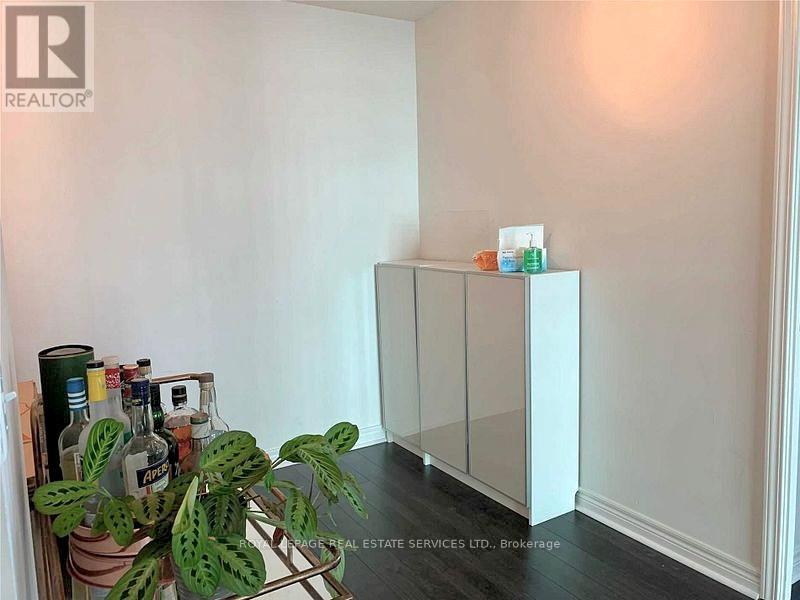 1119 - 51 Lower Simcoe Street, Toronto, Ontario  M5J 3A2 - Photo 9 - C12209224