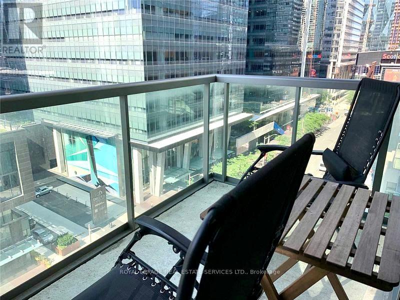 1119 - 51 Lower Simcoe Street, Toronto, Ontario  M5J 3A2 - Photo 10 - C12209224