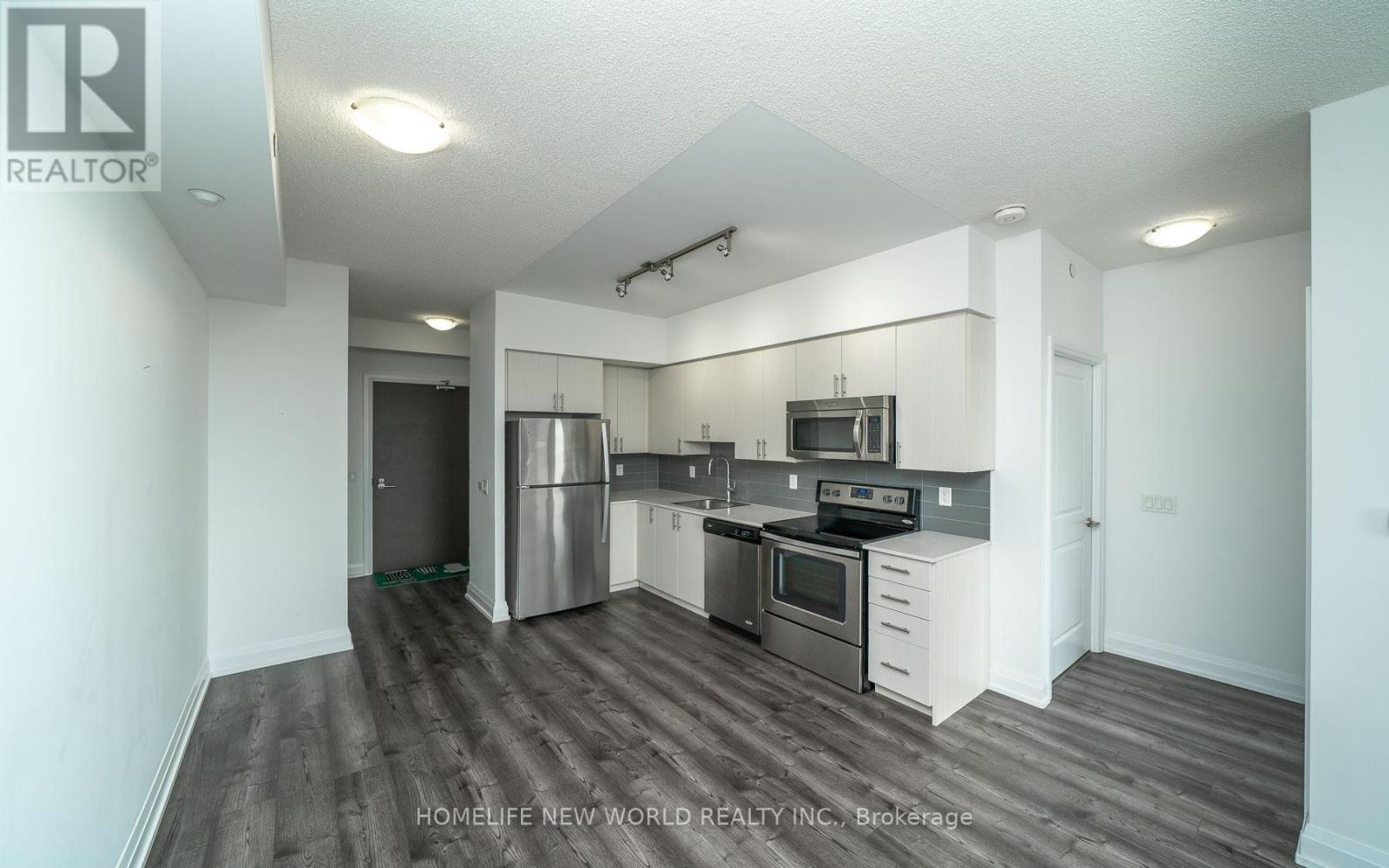 318 - 7900 Bathurst Street, Vaughan, Ontario  L4J 0J9 - Photo 8 - N12211519