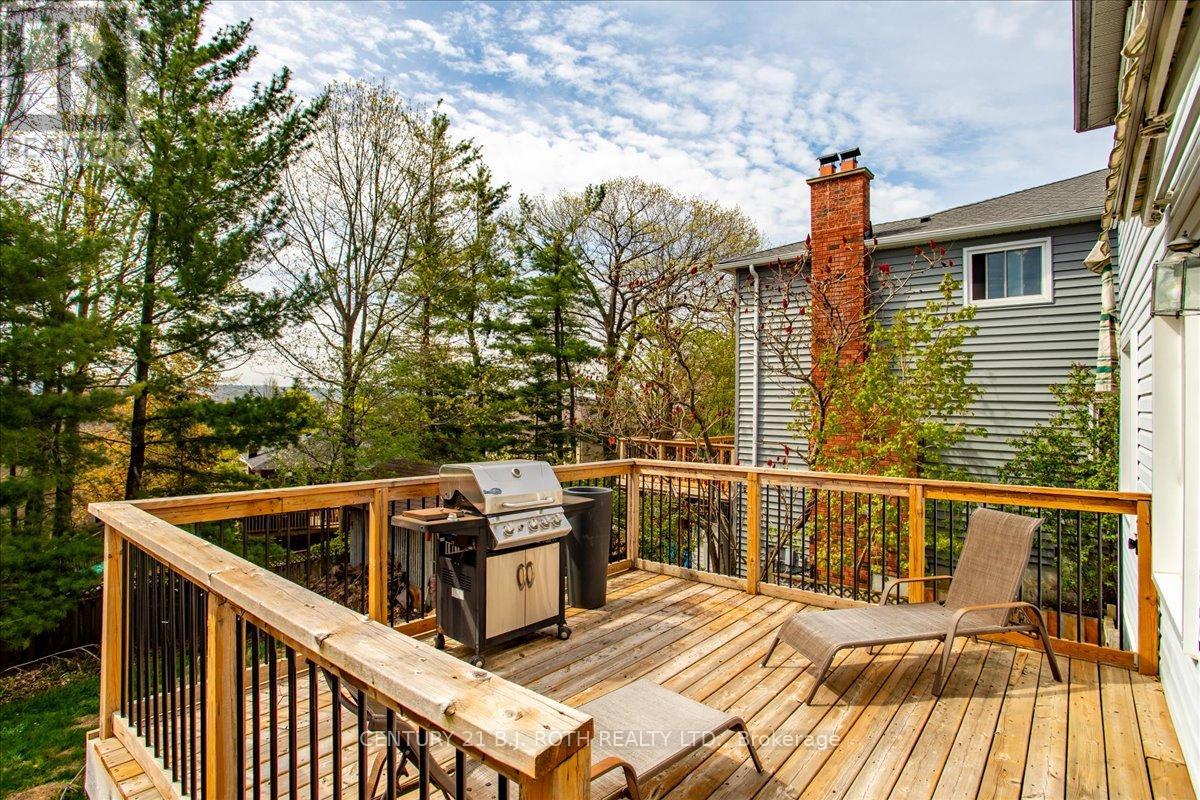 47 Moore Place, Barrie, Ontario  L4N 6N8 - Photo 16 - S12211526