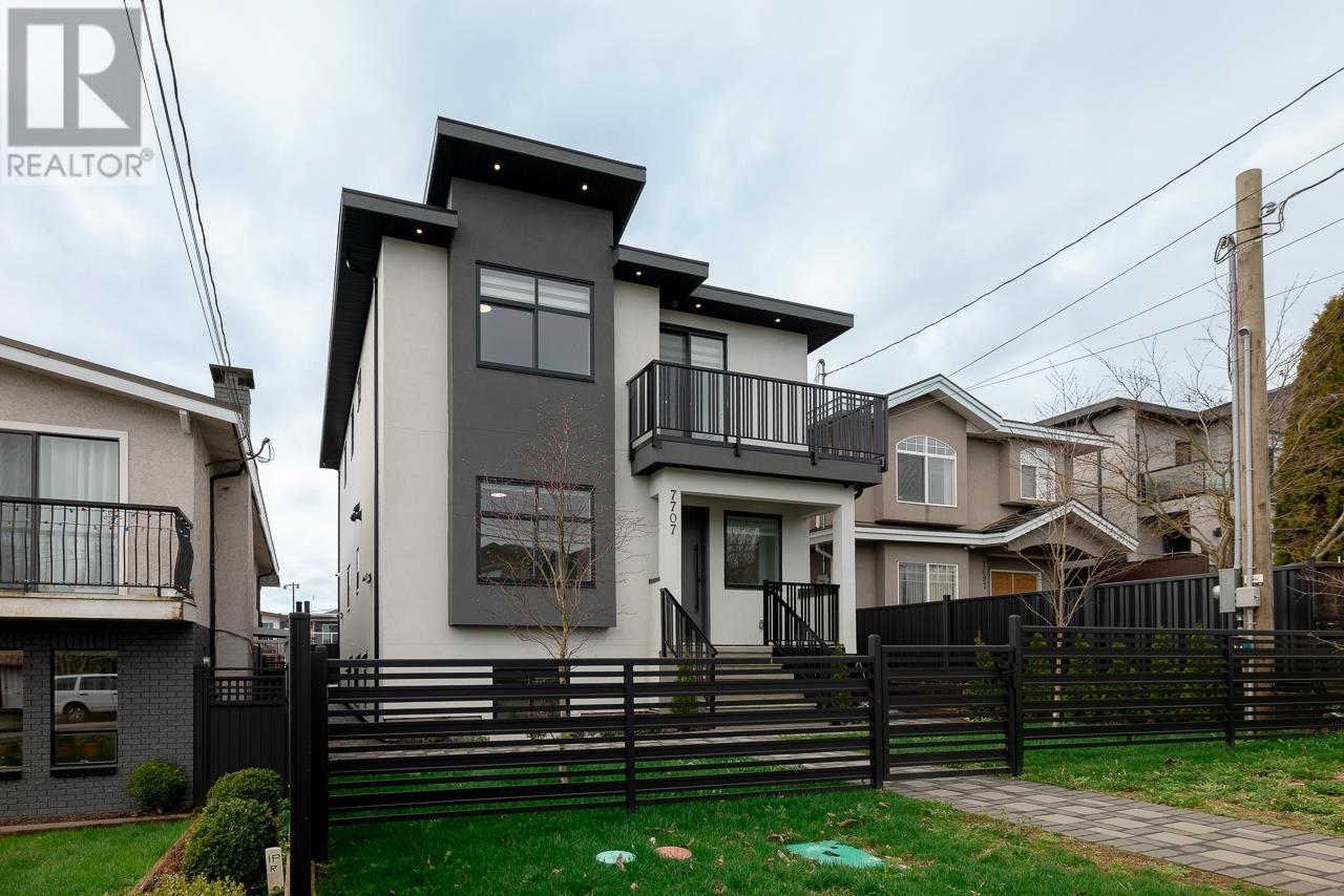 7707 Burgess Street, Burnaby, British Columbia  V3N 3J1 - Photo 1 - R3013948