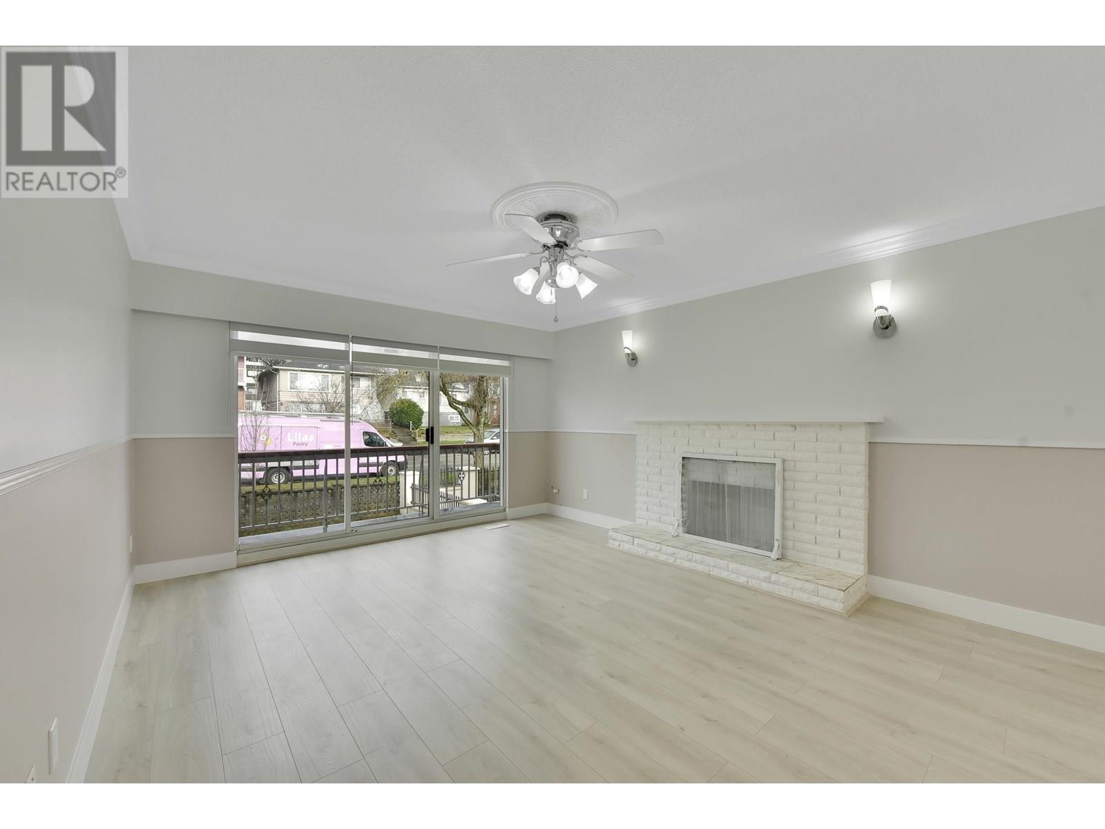 Listing Picture 10 of 36 : 1210 63 AVENUE, Vancouver / 溫哥華 - 魯藝地產 Yvonne Lu Group - MLS Medallion Club Member