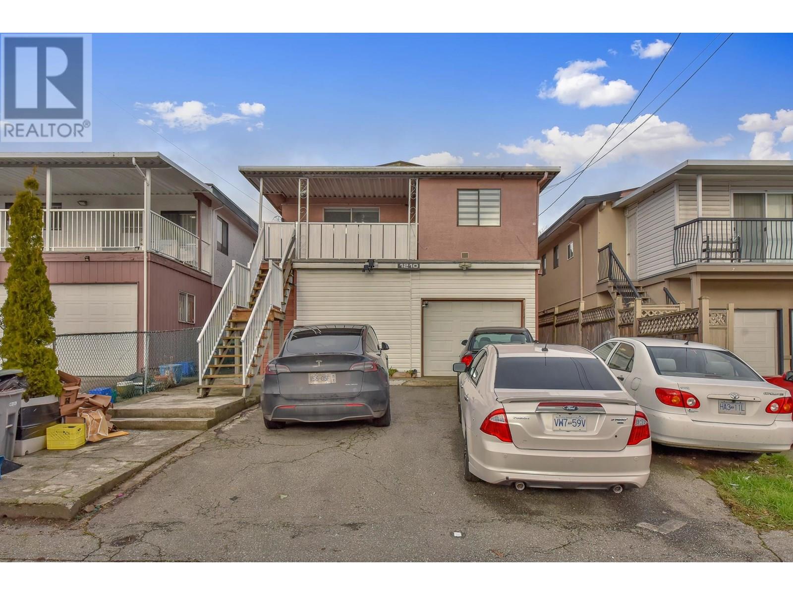 Listing Picture 29 of 36 : 1210 63 AVENUE, Vancouver / 溫哥華 - 魯藝地產 Yvonne Lu Group - MLS Medallion Club Member