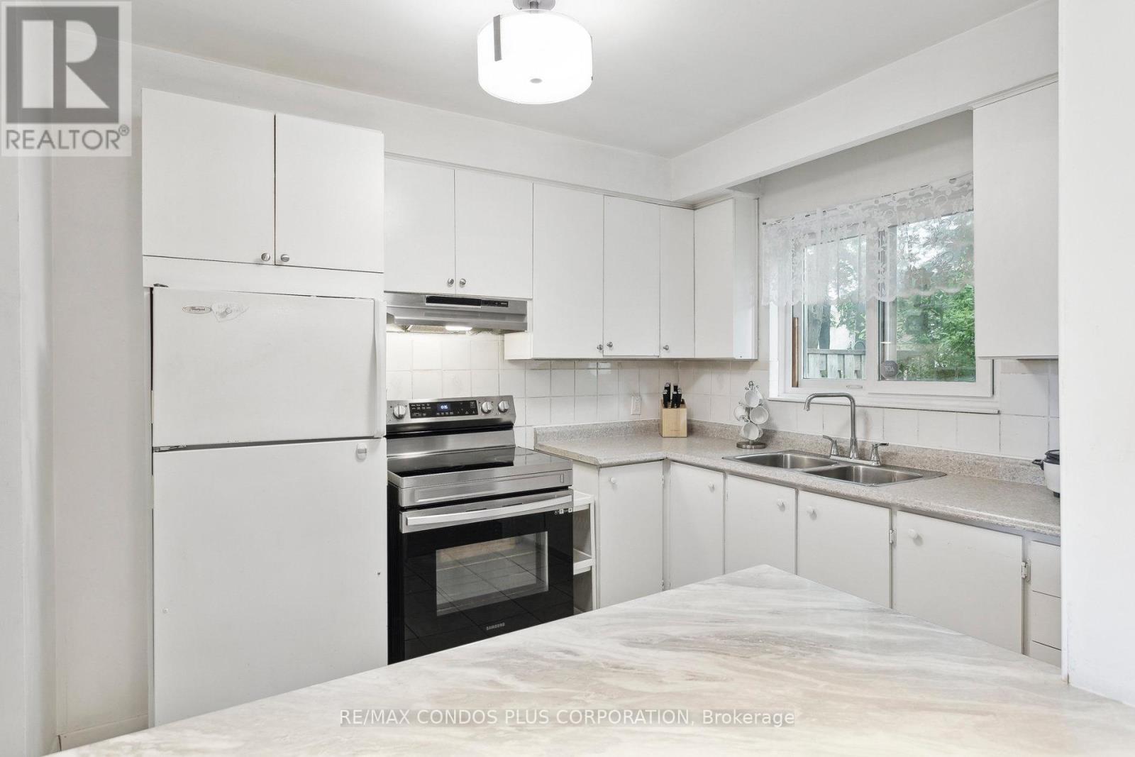 47 - 39 Lexington Avenue, Toronto (West Humber-Clairville), Ontario  M9V 2G4 - Photo 17 - W12211513