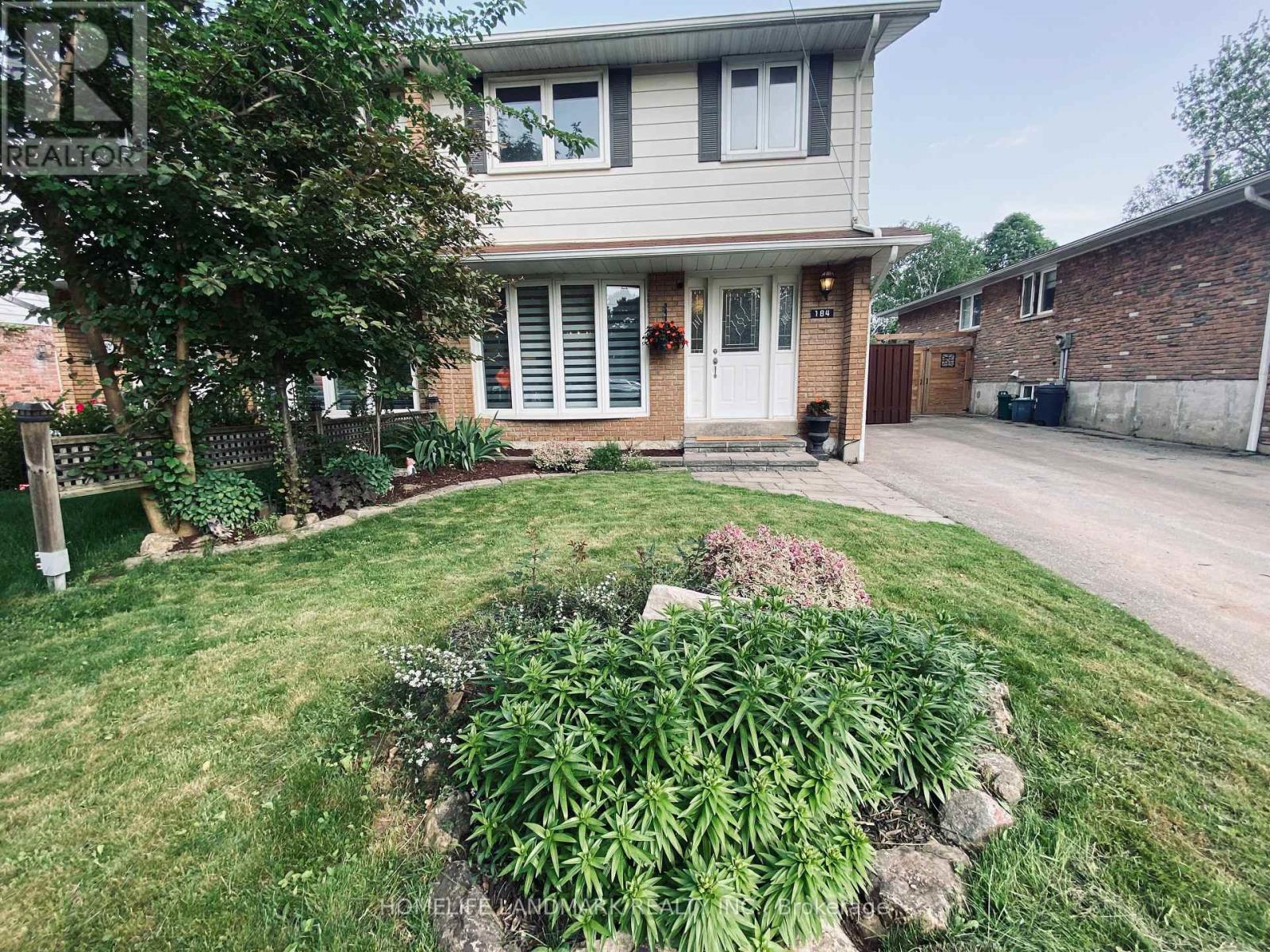 184 MCCRANEY STREET W, Oakville, Ontario