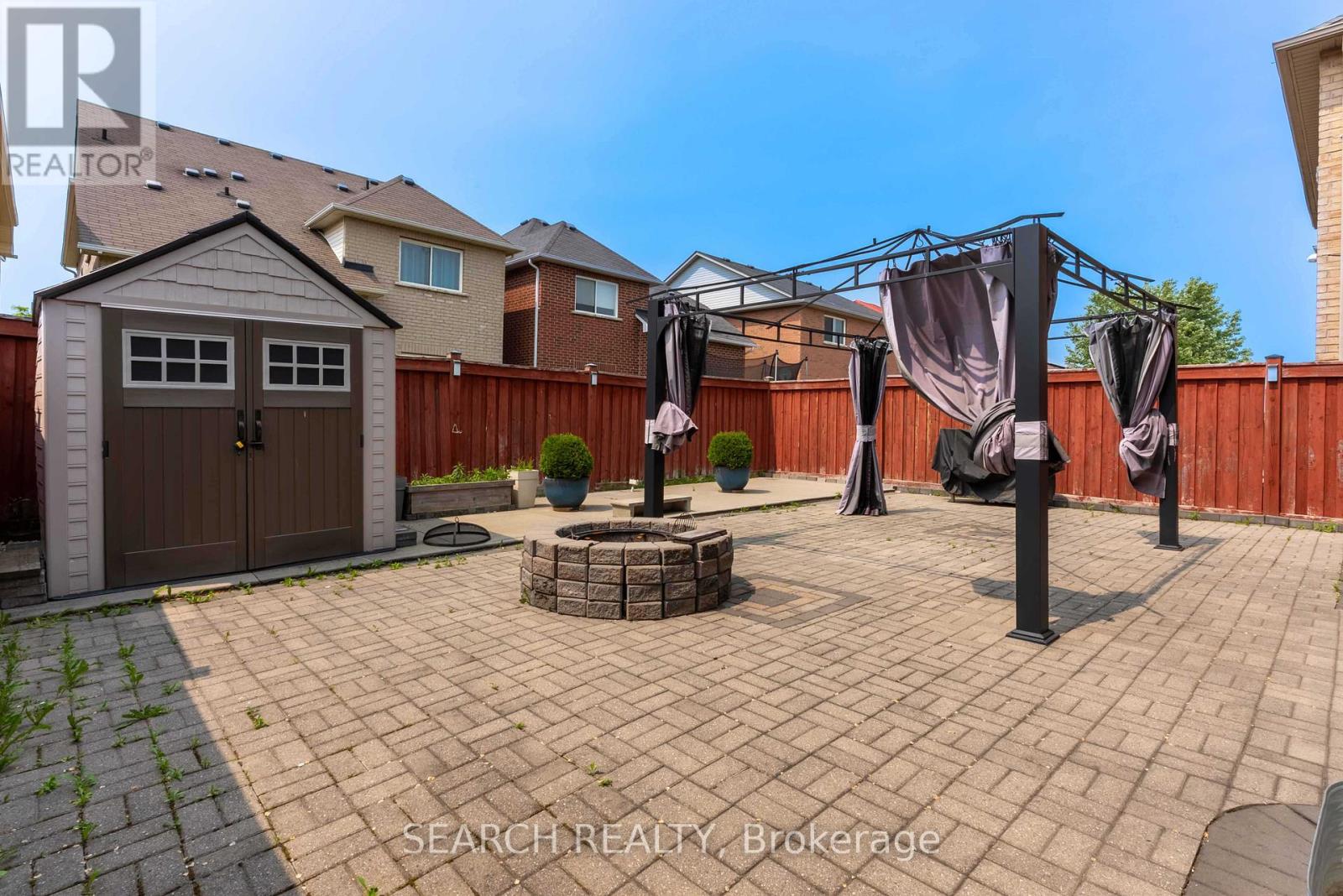 93 Iron Block Drive, Brampton, Ontario  L7A 0J1 - Photo 35 - W12211523