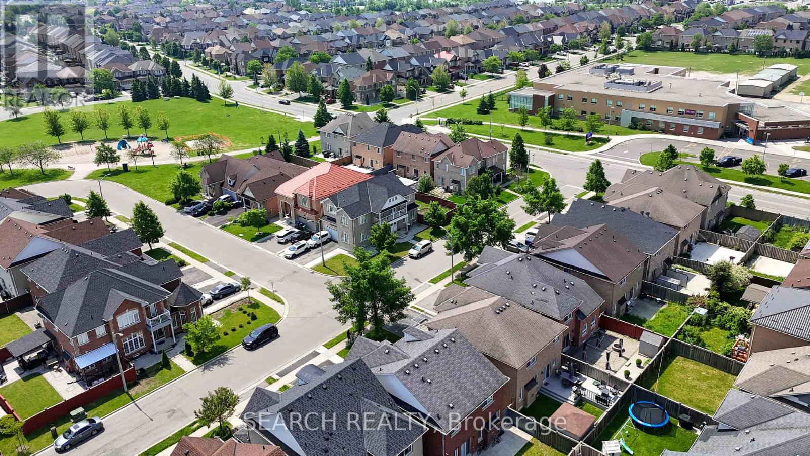 93 Iron Block Drive, Brampton, Ontario  L7A 0J1 - Photo 40 - W12211523