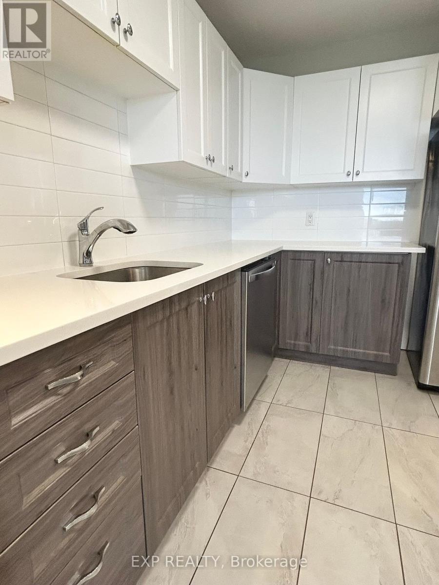1705 - 665 Bathgate Drive, Ottawa, Ontario  K1K 3Y4 - Photo 21 - X12211546