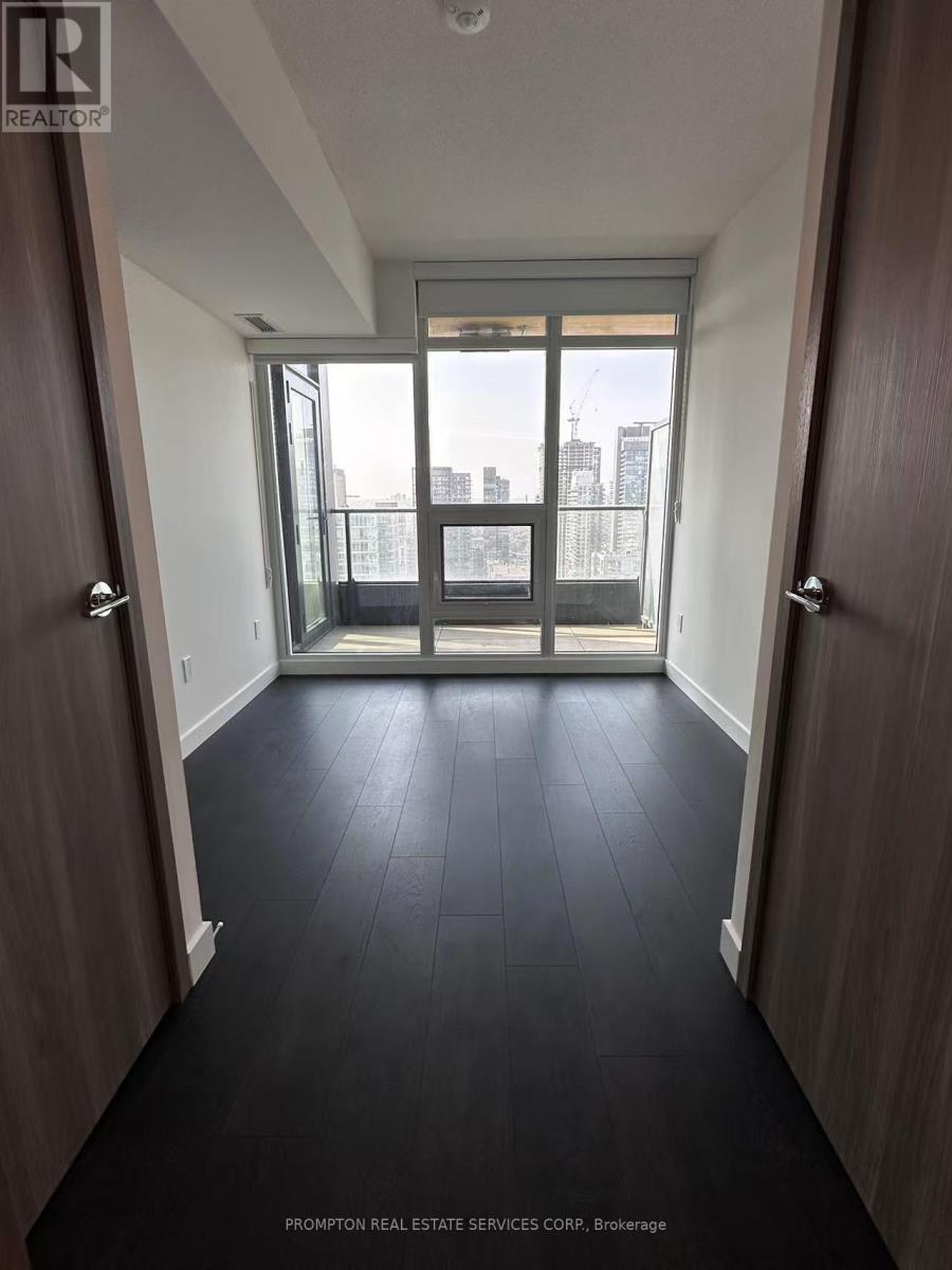 3815 - 1 Concord Cityplace Way, Toronto (Waterfront Communities), Ontario  M5V 0X3 - Photo 7 - C12211484