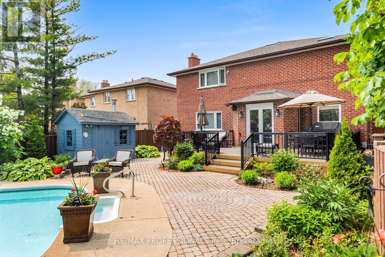 17 Embers Drive, Toronto, Ontario  M9C 3E6 - Photo 43 - W12209966