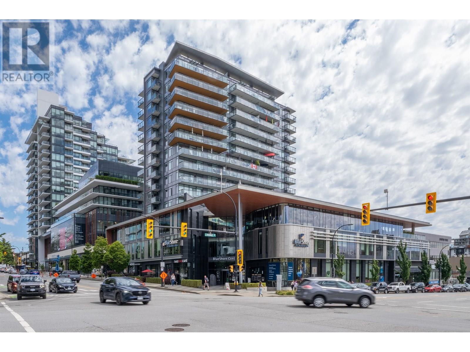 604 111 E 13th Street, North Vancouver, British Columbia  V7L 0C7 - Photo 2 - R3011464