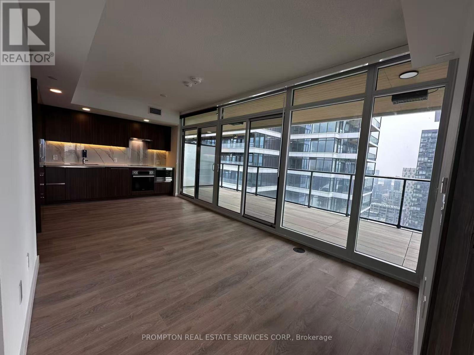 4111 - 1 Concord Cityplace Way, Toronto, Ontario  M5V 0X3 - Photo 4 - C12211254