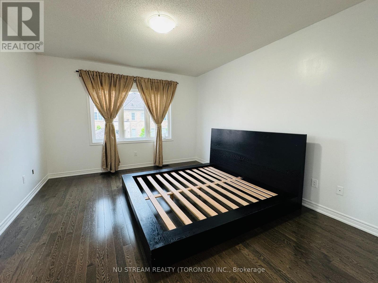 194 Paradelle Drive, Richmond Hill (Oak Ridges Lake Wilcox), Ontario  L4E 0E4 - Photo 19 - N12211552