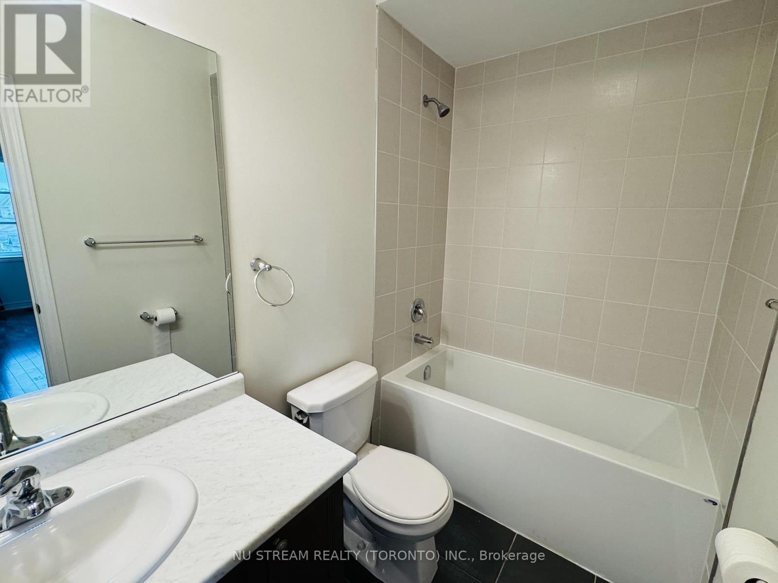 194 Paradelle Drive, Richmond Hill (Oak Ridges Lake Wilcox), Ontario  L4E 0E4 - Photo 28 - N12211552