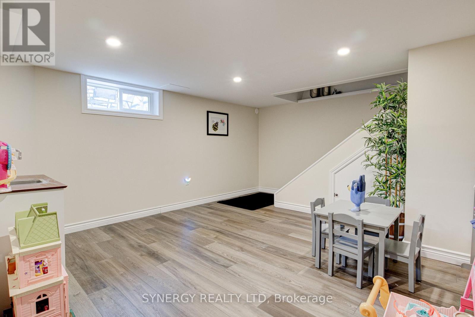 63 Earle Street, Tillsonburg, Ontario  N4G 2M5 - Photo 27 - X12211568