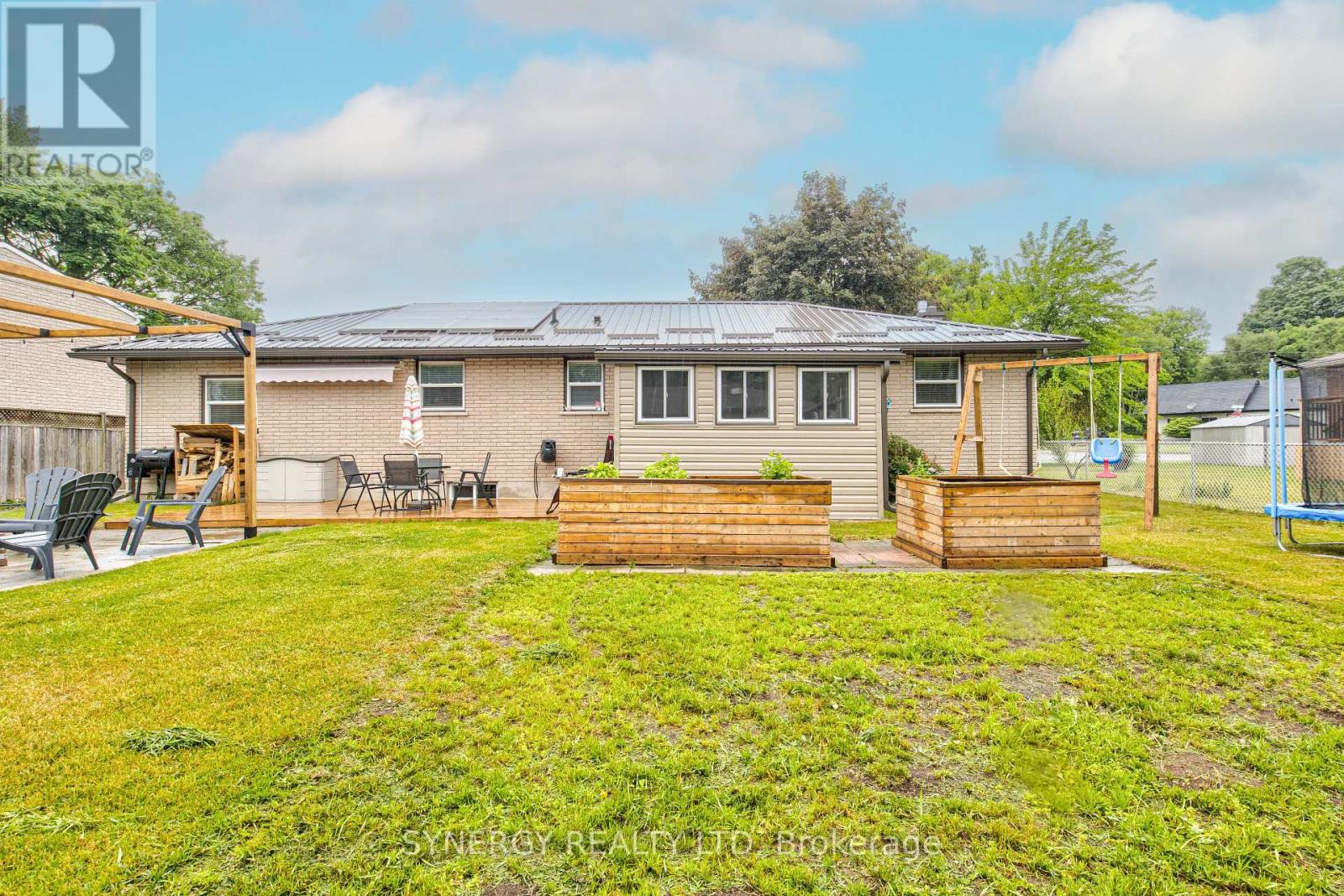 63 Earle Street, Tillsonburg, Ontario  N4G 2M5 - Photo 36 - X12211568