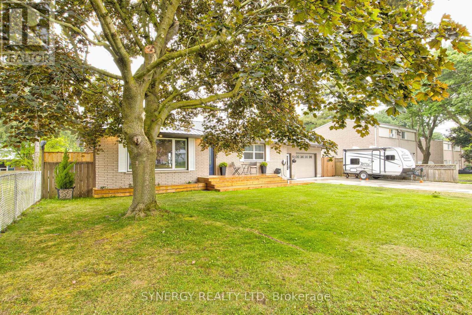 63 Earle Street, Tillsonburg, Ontario  N4G 2M5 - Photo 37 - X12211568