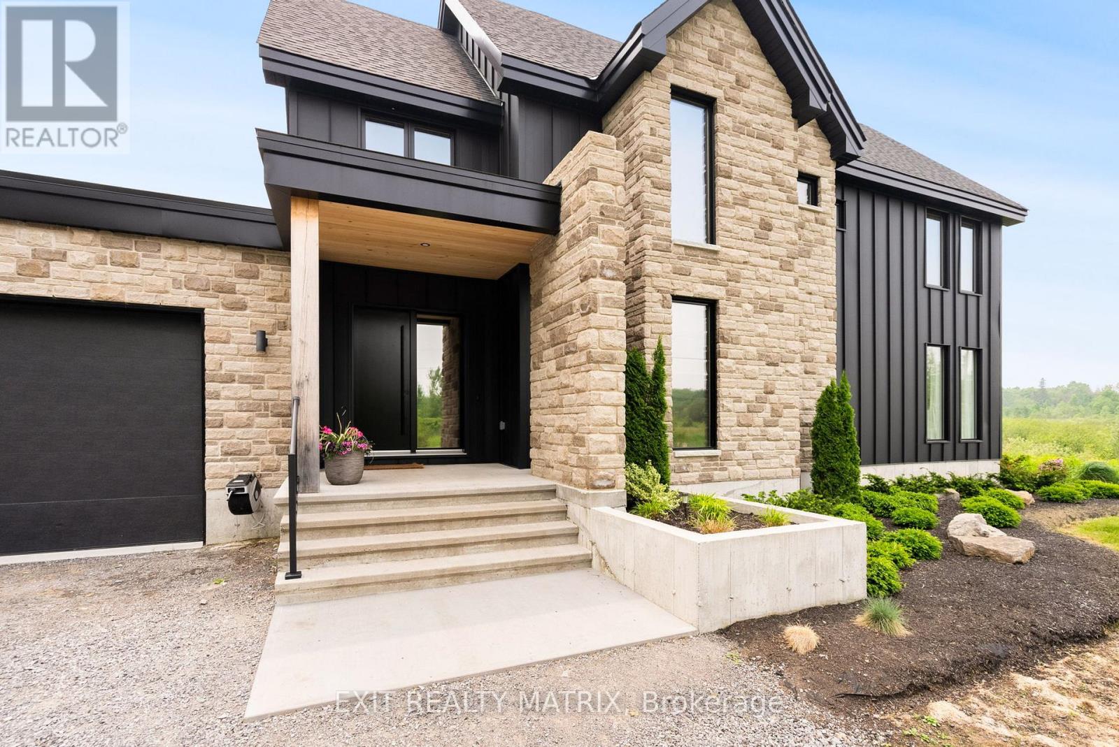 8049 Adam Baker Way, Ottawa, Ontario  K0A 2P0 - Photo 3 - X12211560