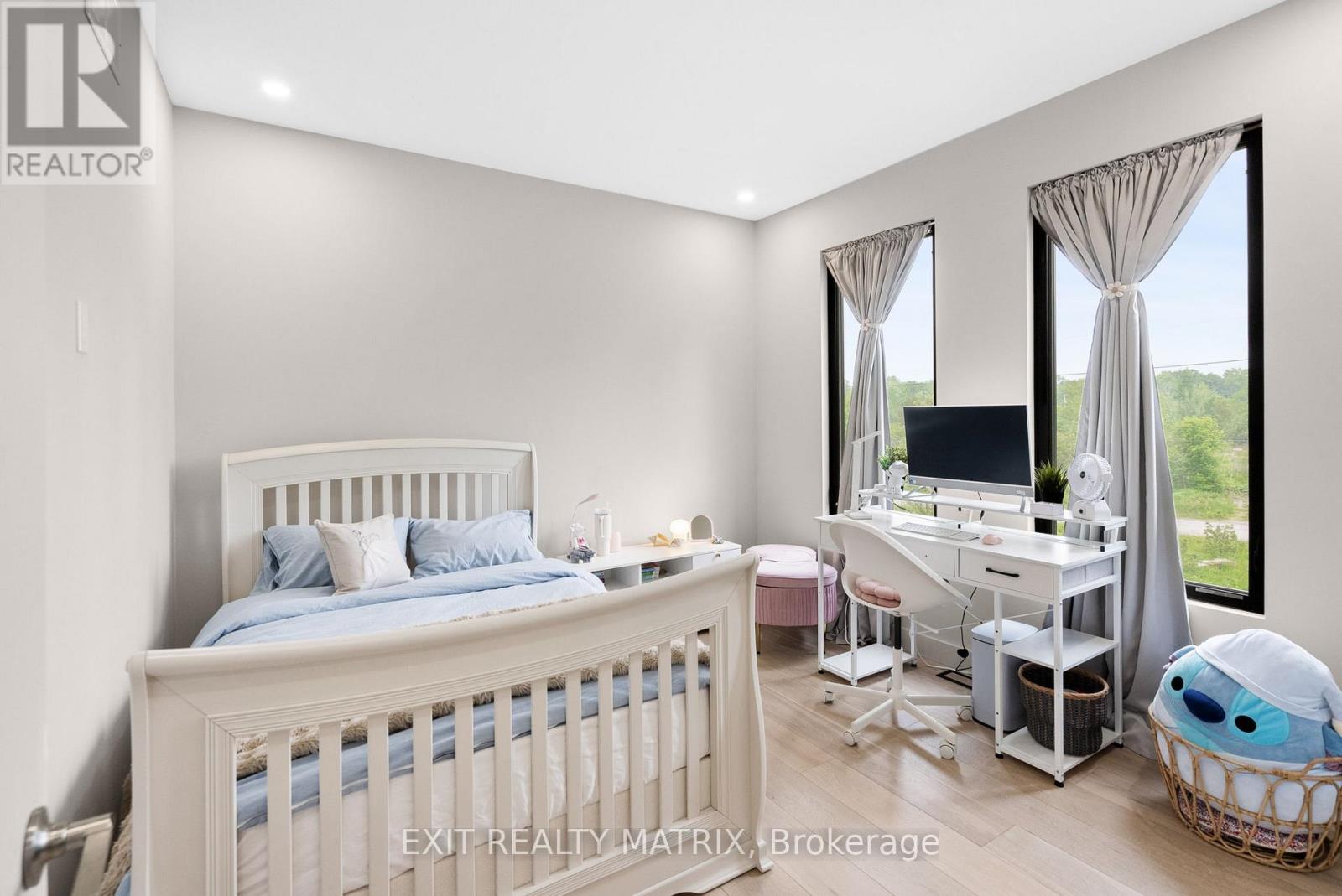 8049 Adam Baker Way, Ottawa, Ontario  K0A 2P0 - Photo 32 - X12211560