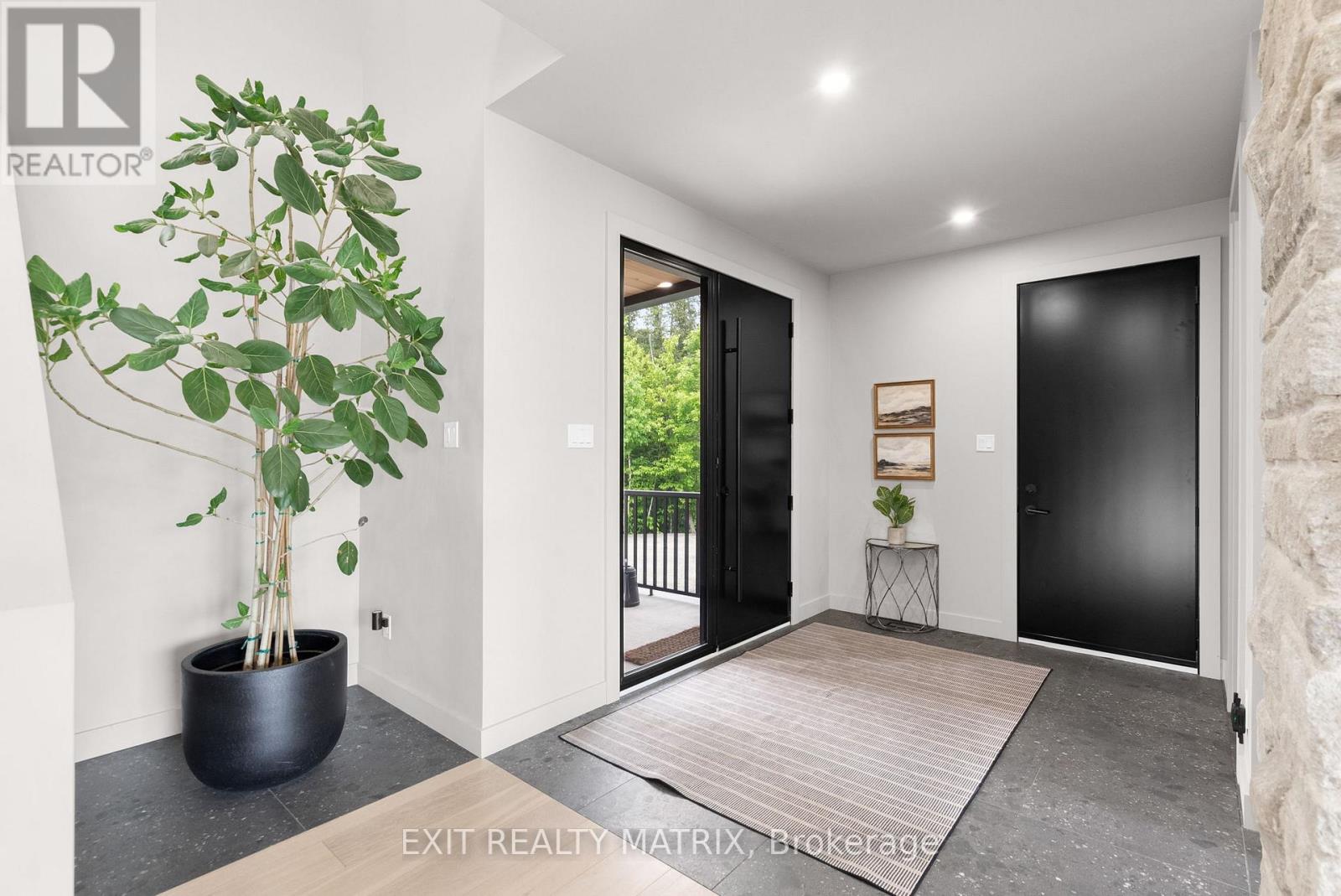 8049 Adam Baker Way, Ottawa, Ontario  K0A 2P0 - Photo 4 - X12211560