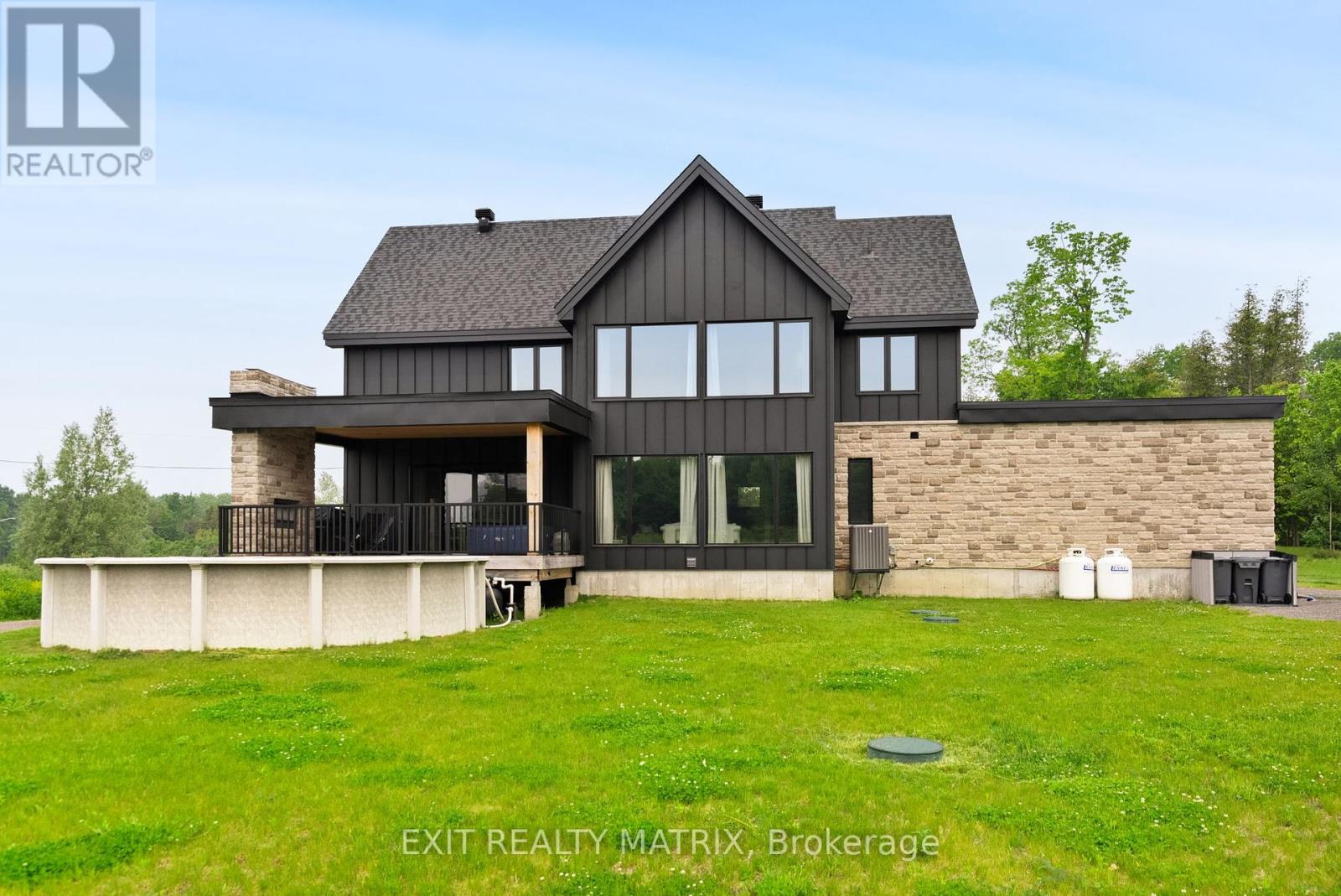 8049 Adam Baker Way, Ottawa, Ontario  K0A 2P0 - Photo 41 - X12211560