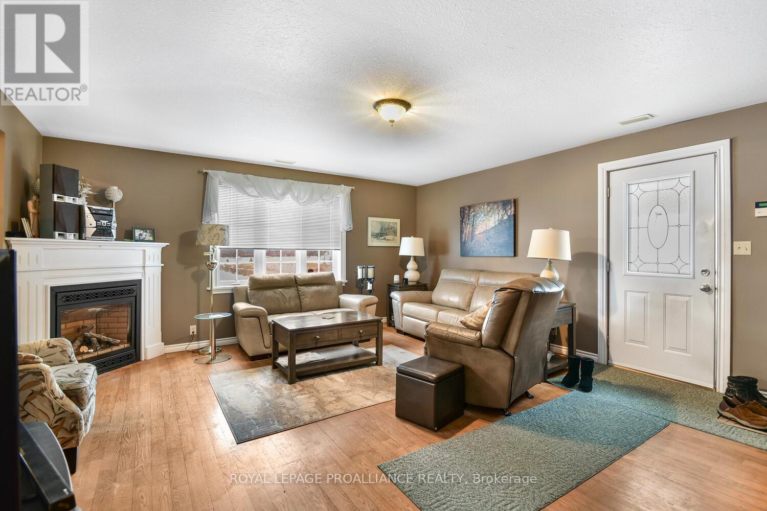 2111 County Road 2 Road E, Edwardsburgh/cardinal, Ontario  K0E 1T1 - Photo 12 - X12211574