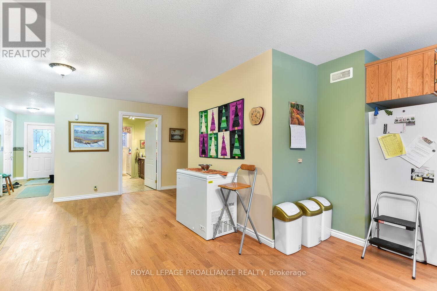 2111 County Road 2 Road E, Edwardsburgh/cardinal, Ontario  K0E 1T1 - Photo 24 - X12211574