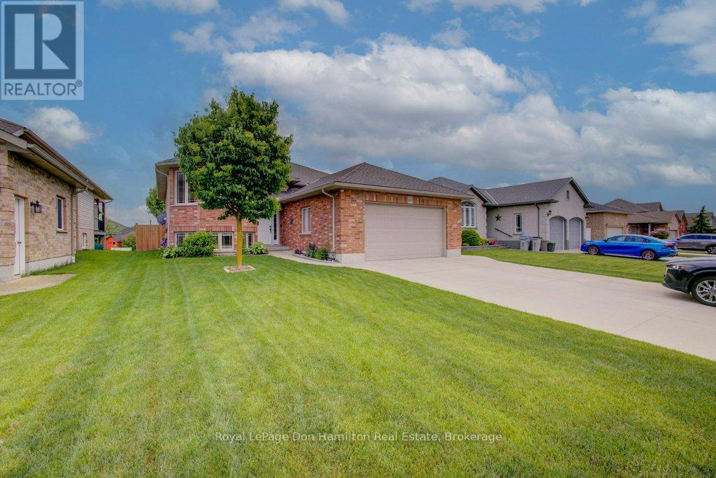 160 Armstrong Street W, North Perth, Ontario  N4W 3V8 - Photo 2 - X12211566