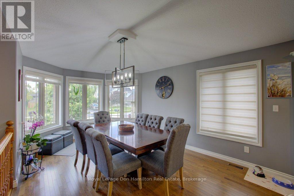 160 Armstrong Street W, North Perth, Ontario  N4W 3V8 - Photo 8 - X12211566