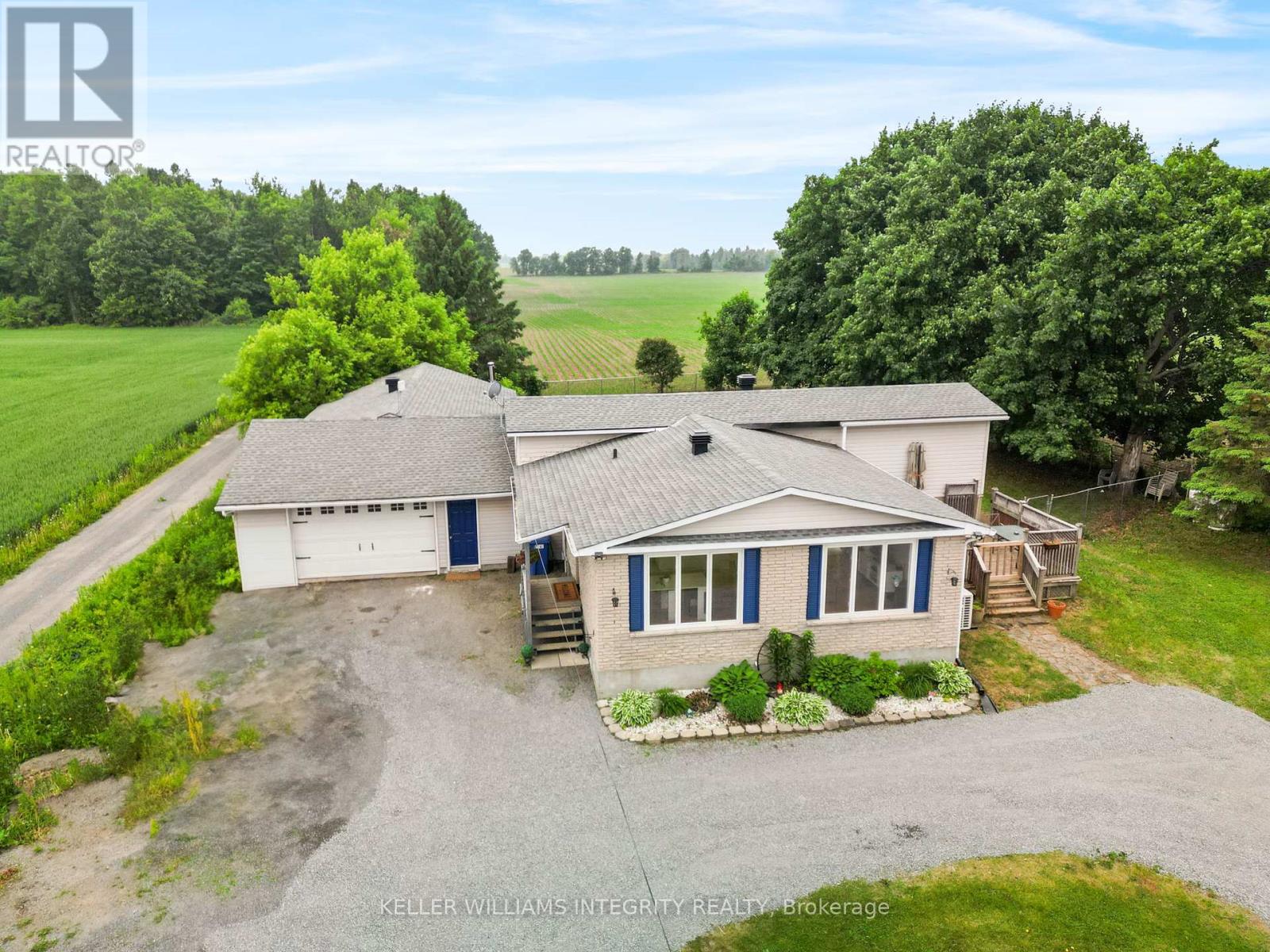 1560 MCLAUGHLIN ROAD, North Stormont, Ontario