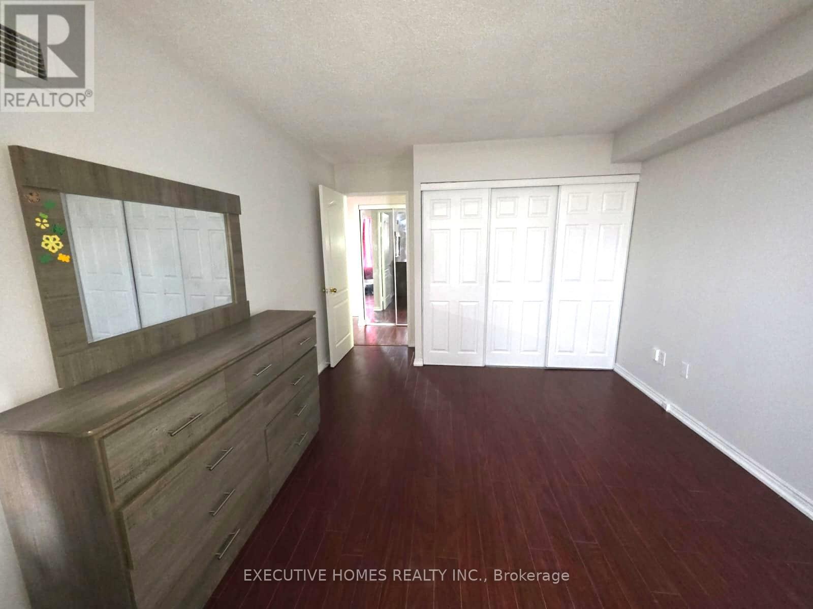 2091 - 1 Greystone Walk Drive, Toronto, Ontario  M1K 5J3 - Photo 6 - E12189679