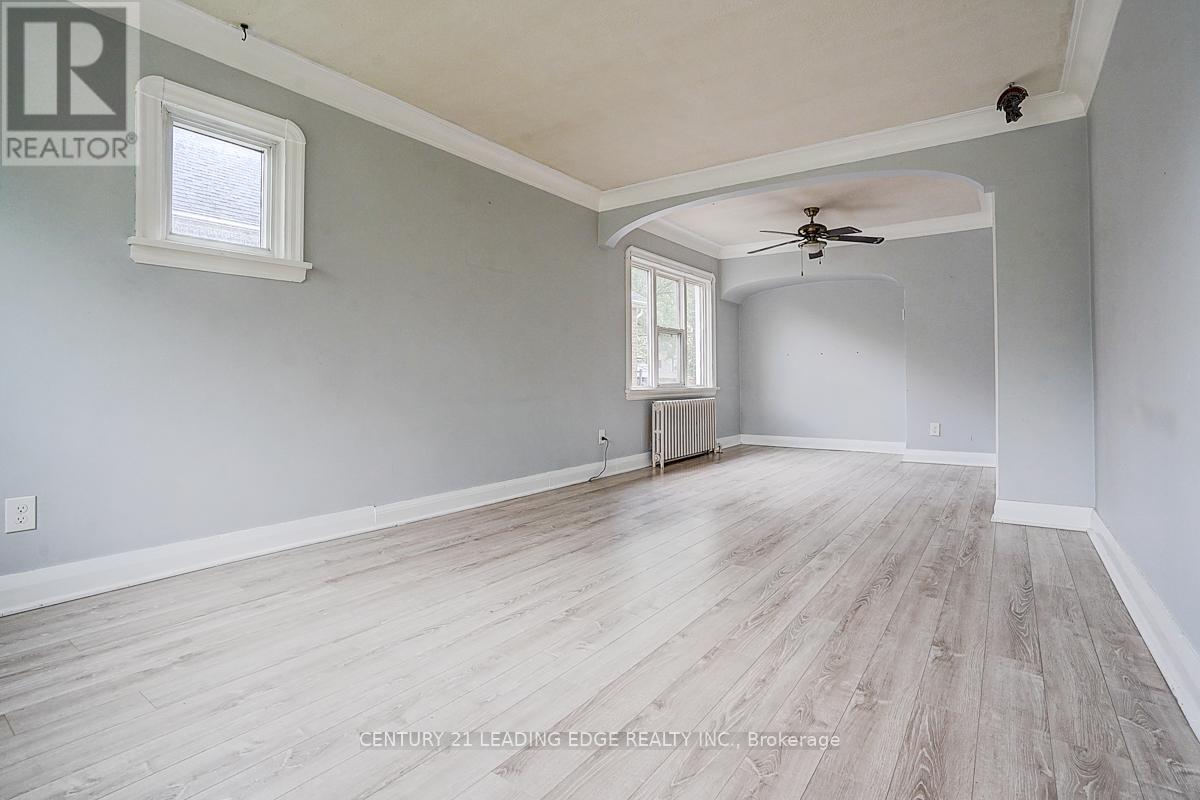 1173 Islington Avenue E, Toronto, Ontario  M8Z 4S8 - Photo 10 - W12207931