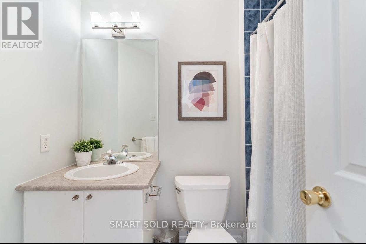 605 Adelaide Street, Toronto, Ontario  M6J 1A8 - Photo 14 - C12211565