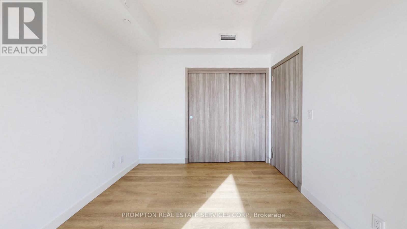 1601 - 95 Mcmahon Drive, Toronto, Ontario  M2K 0H2 - Photo 20 - C12211577