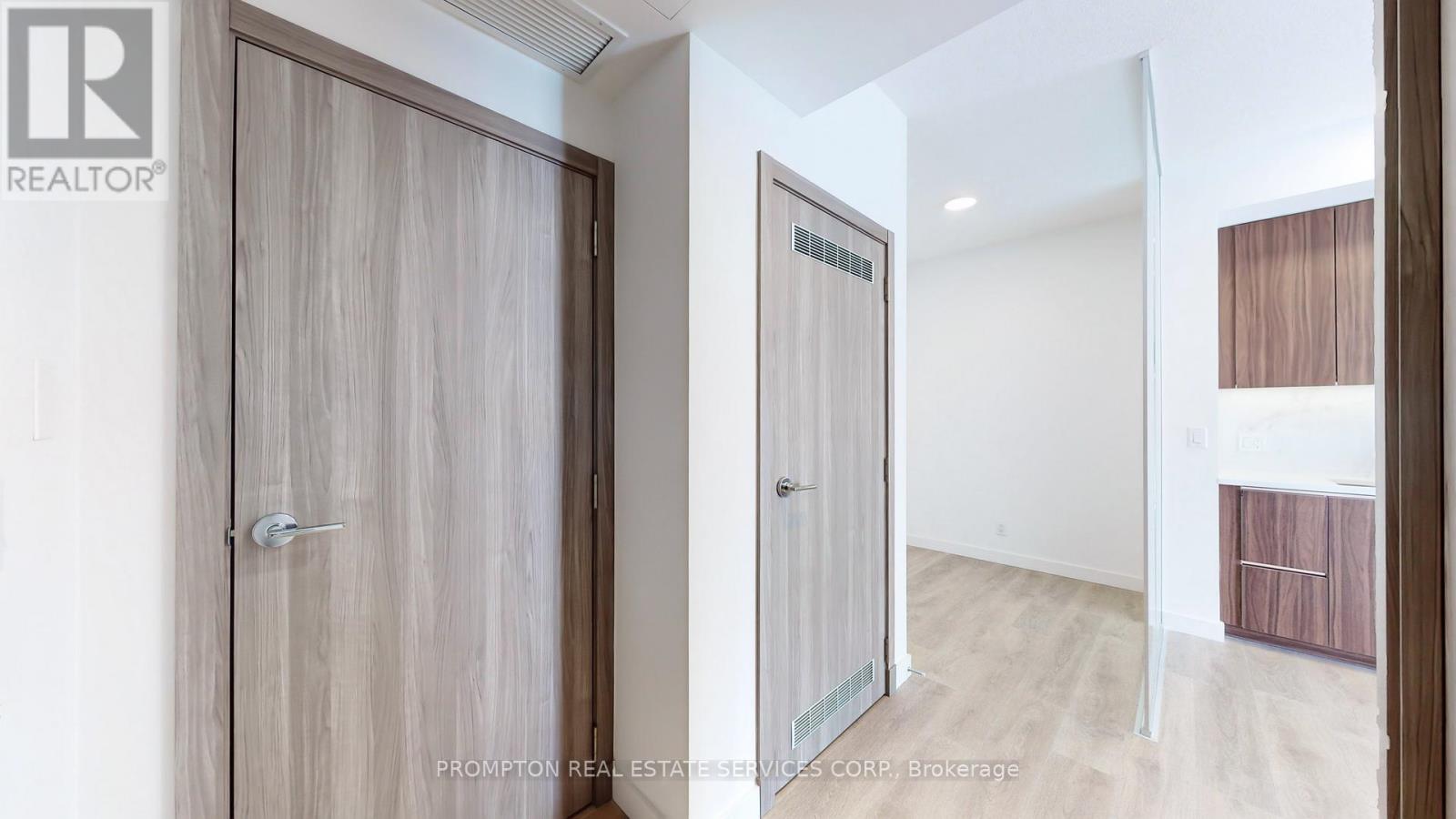 1601 - 95 Mcmahon Drive, Toronto, Ontario  M2K 0H2 - Photo 26 - C12211577